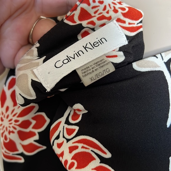 Calvin Klein floral black tank top sleeveless blouse, size XL womens - Picture 7 of 8